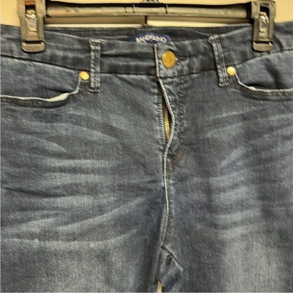 Bandolino Smooth Operator Blue Jeans - Picture 2 of 11